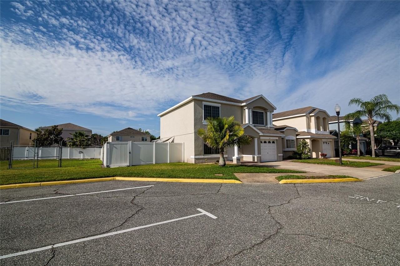 1101 Sandestin Way - Photo 4 of 36