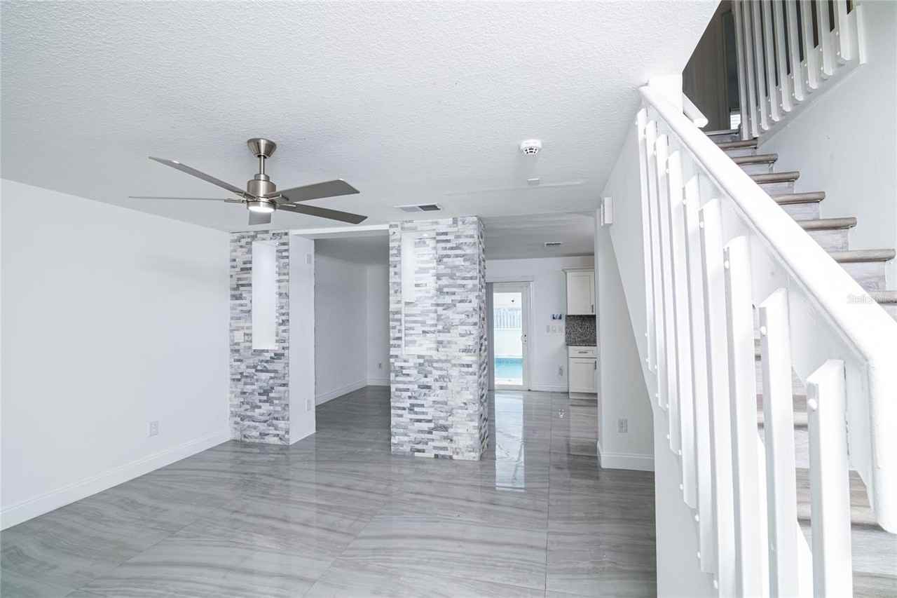 1101 Sandestin Way - Photo 5 of 36