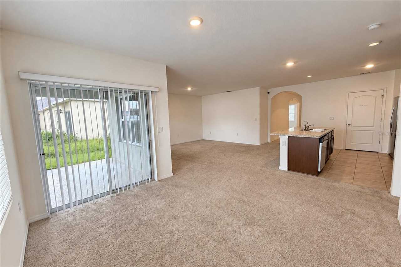 624 Honey Bell Rd - Photo 4 of 15