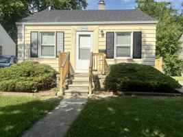 featured image of 18981 Kenosha St