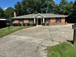 featured image of 403 Weathersby Rd