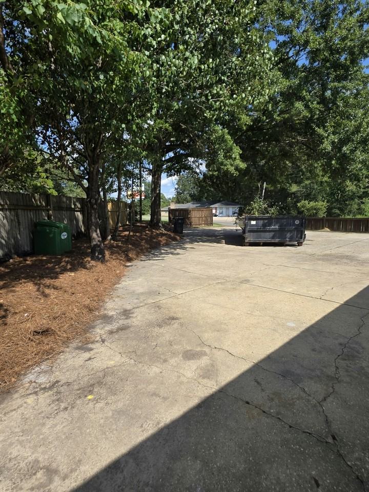 403 Weathersby Road - Photo 2 of 25