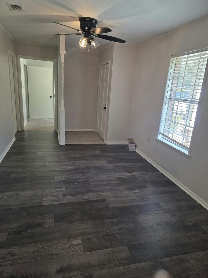 403 Weathersby Road - Photo 4 of 25