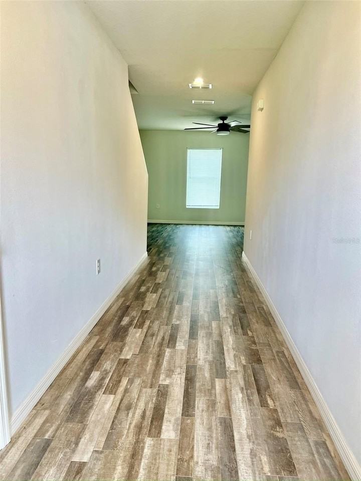 26485 Mary Ave - Photo 2 of 24