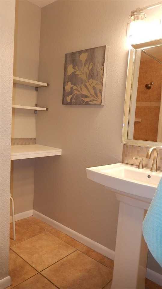 3105 W Horatio St #C12 - Photo 6 of 17
