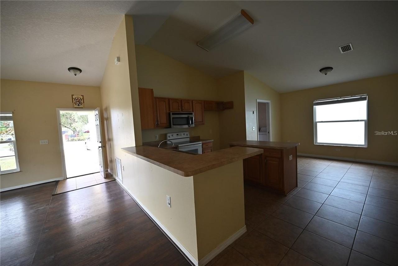 5302 School Rd - Photo 3 of 7