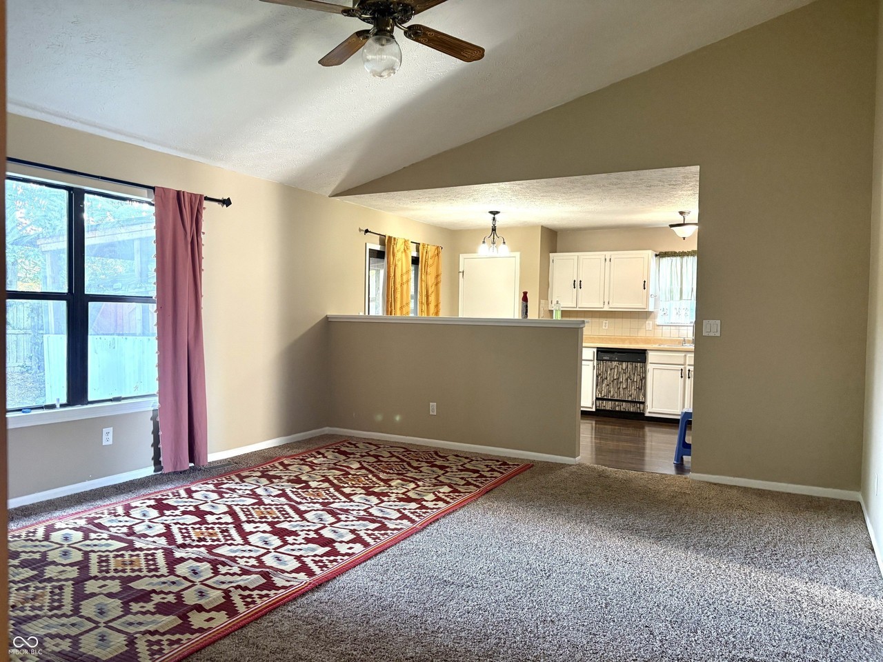 3601 Pleasant Lake Dr - Photo 5 of 26
