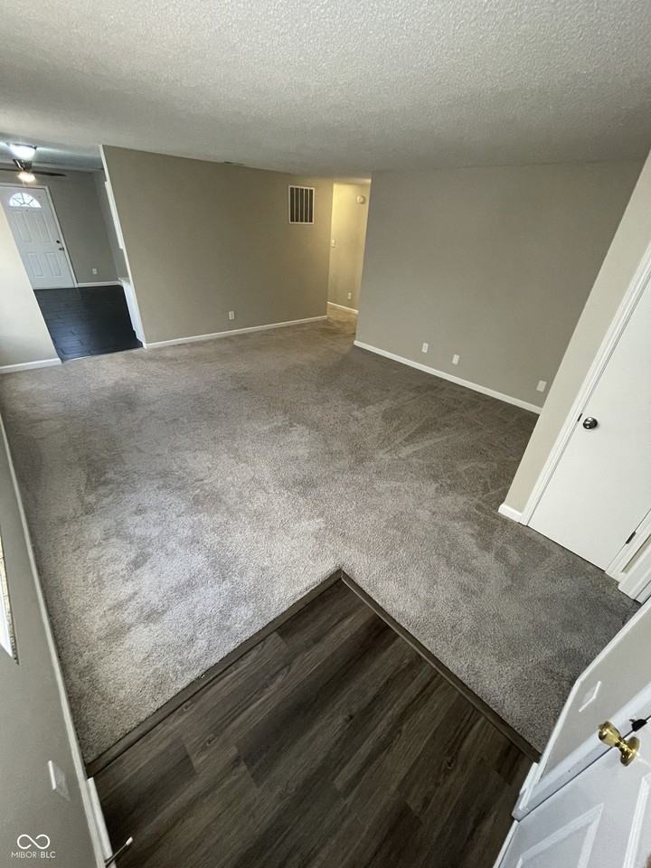 1416 Dowell St - Photo 4 of 19