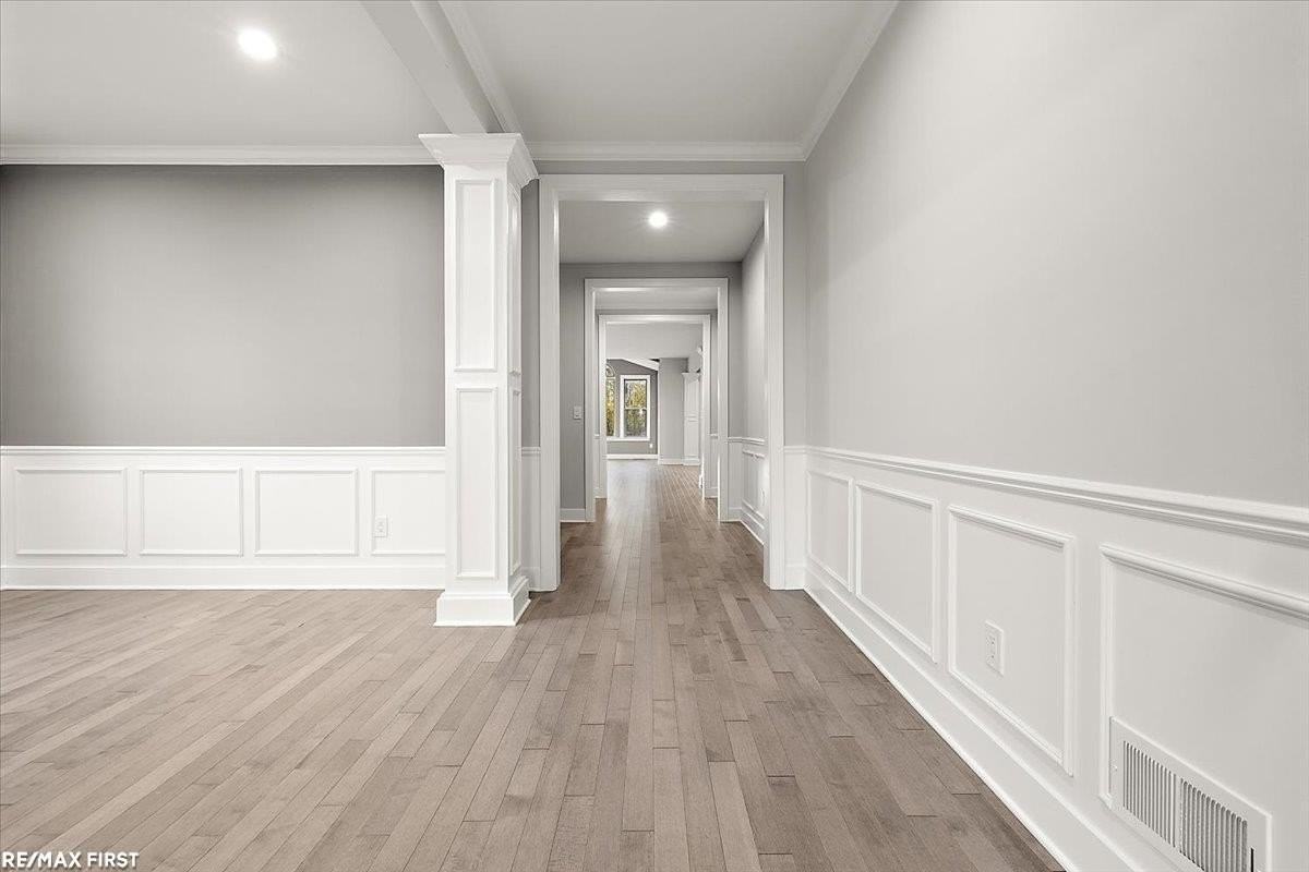 62042 Mound Rd - Photo 4 of 50
