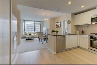 1 Hawthorne St Unit 14c - Photo 1 of 1