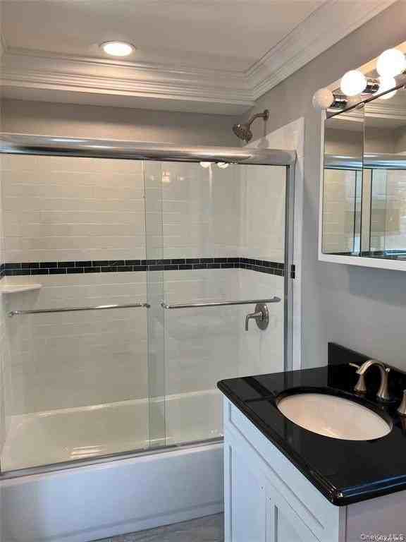 81 Heilman Ave - Photo 7 of 12