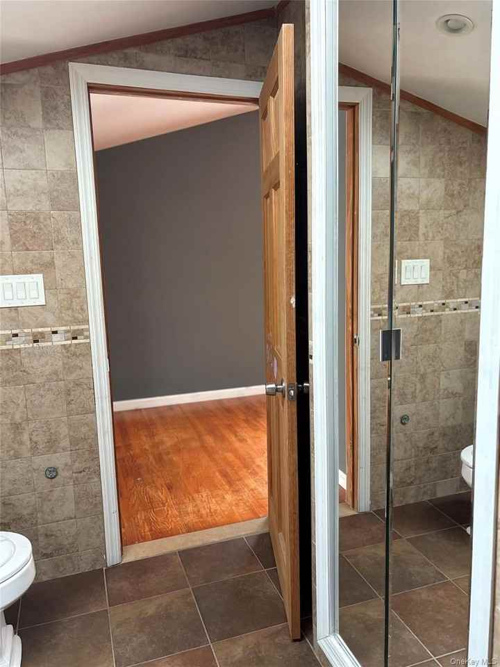 2907 119th St - Photo 5 of 11