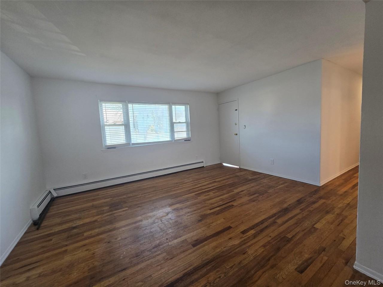 29 Lambert Ave #1stFL - Photo 3 of 12