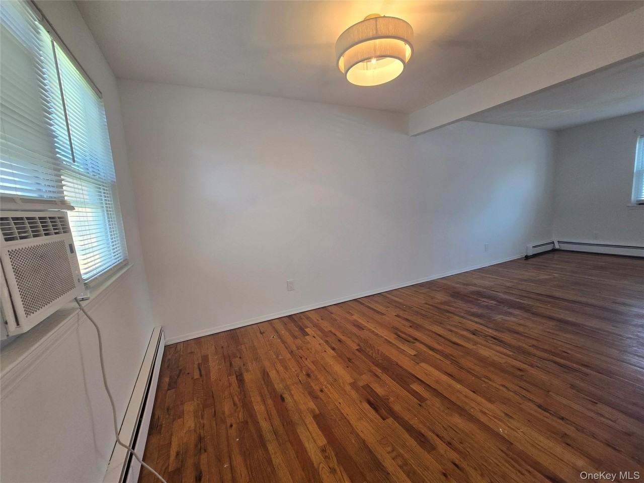29 Lambert Ave #1stFL - Photo 5 of 12