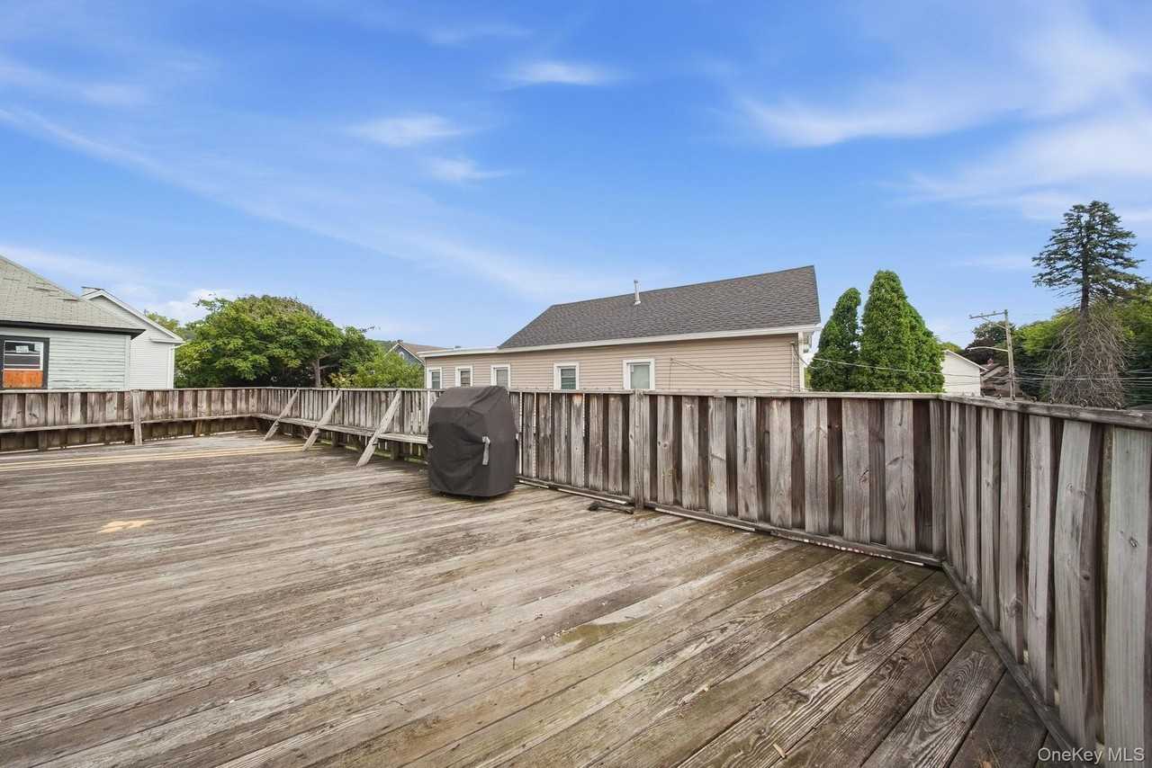 92 Jersey Ave - Photo 3 of 23