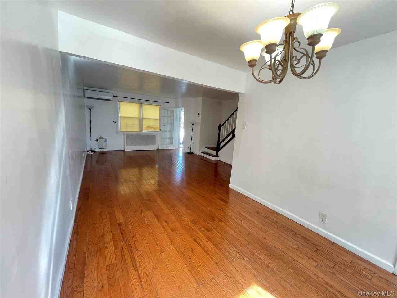 2316 97th St - Photo 3 of 23