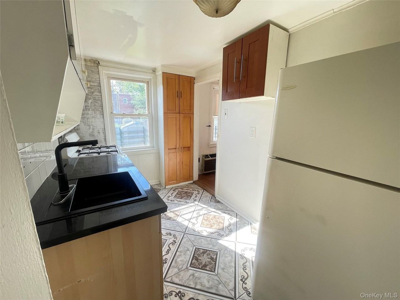 2316 97th St - Photo 5 of 23