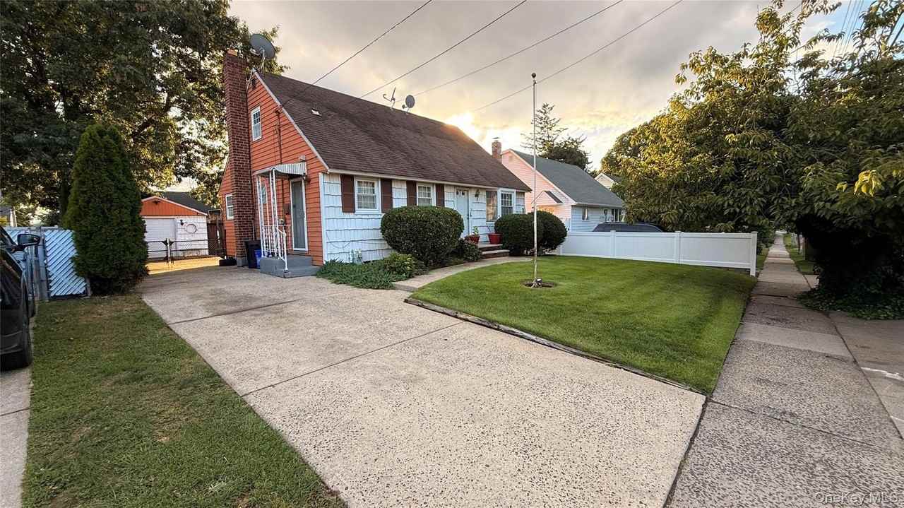 212 Ethel St - Photo 2 of 16