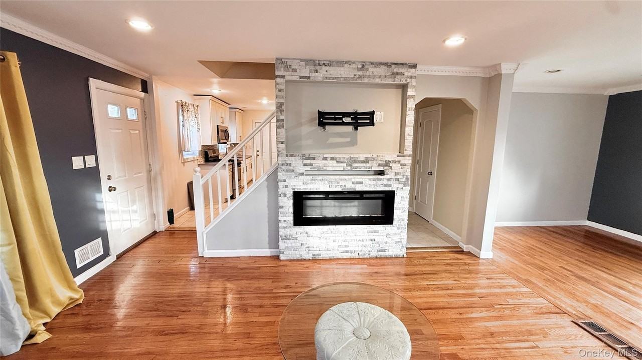212 Ethel St - Photo 6 of 16