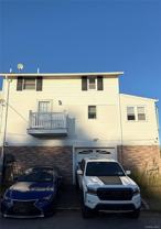 864 S Walnut St - Photo 1 of 1