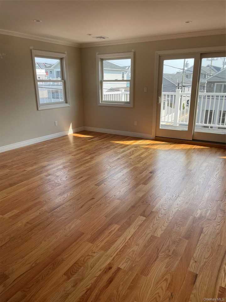 21 Maryland Ave #C - Photo 4 of 19
