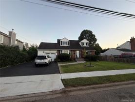 18 Alexander Ave - Photo 1 of 1