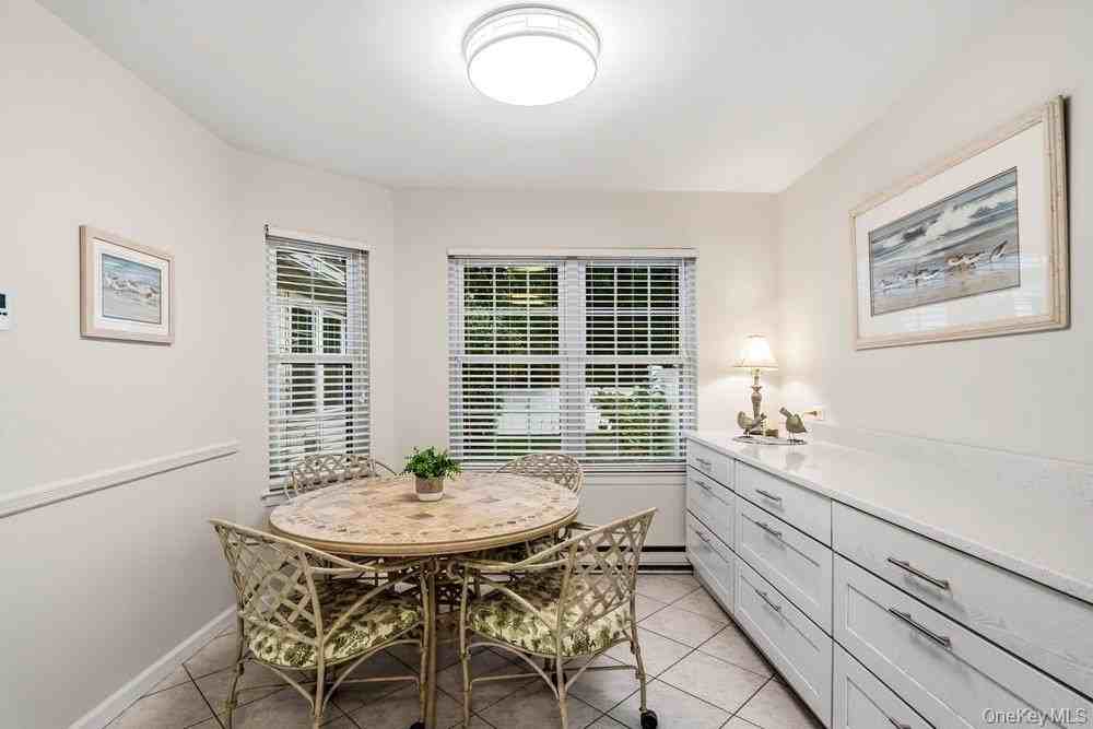 21 Revere Dr - Photo 7 of 33