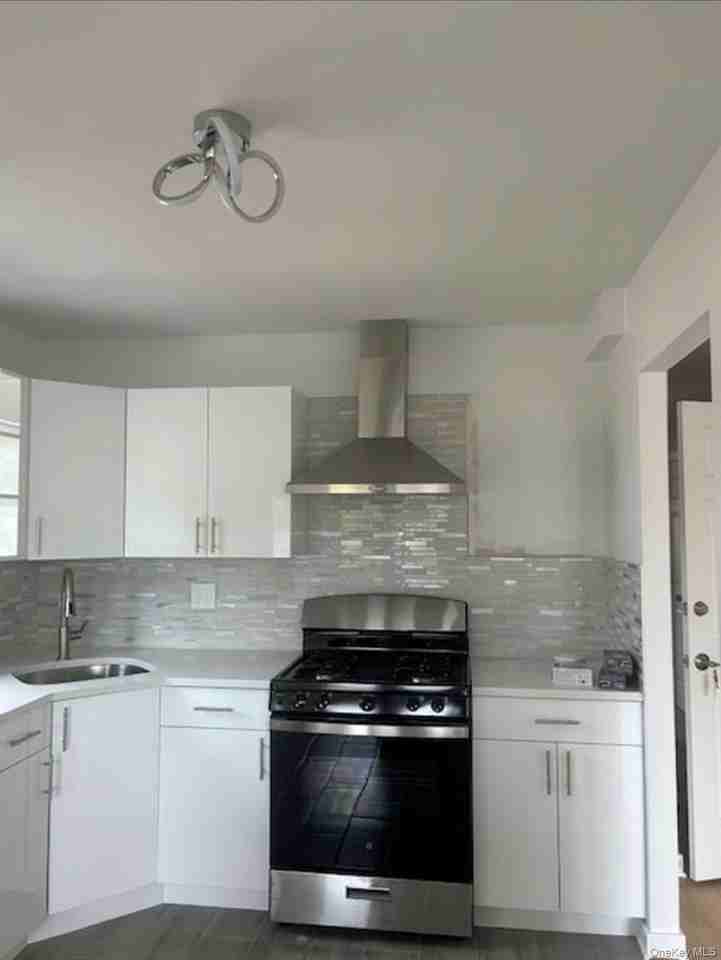 1515 209th St #3 - Photo 2 of 11