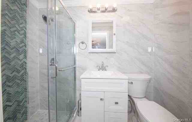 24 Wood Ln - Photo 3 of 15