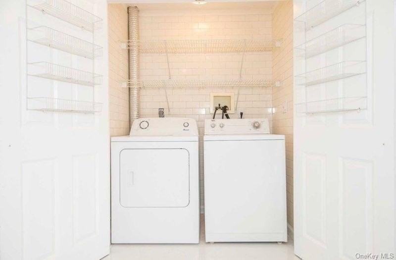 24 Wood Ln - Photo 7 of 15
