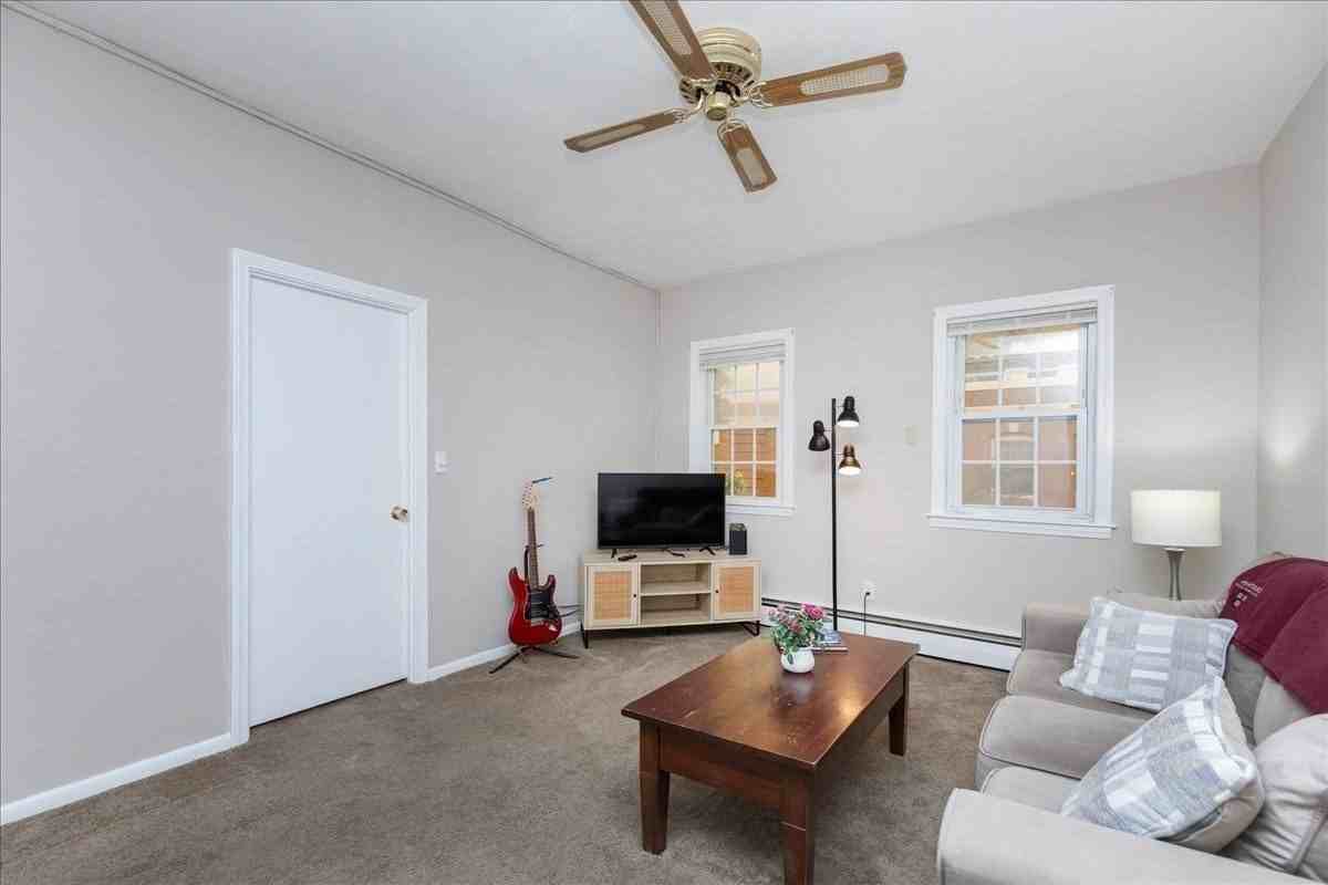377 Bunker Hill St #2 - Photo 5 of 23