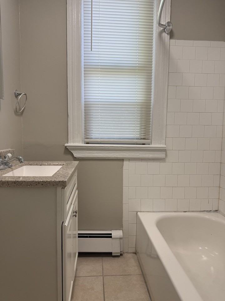 1 Wheeler Ave #3 - Photo 5 of 12