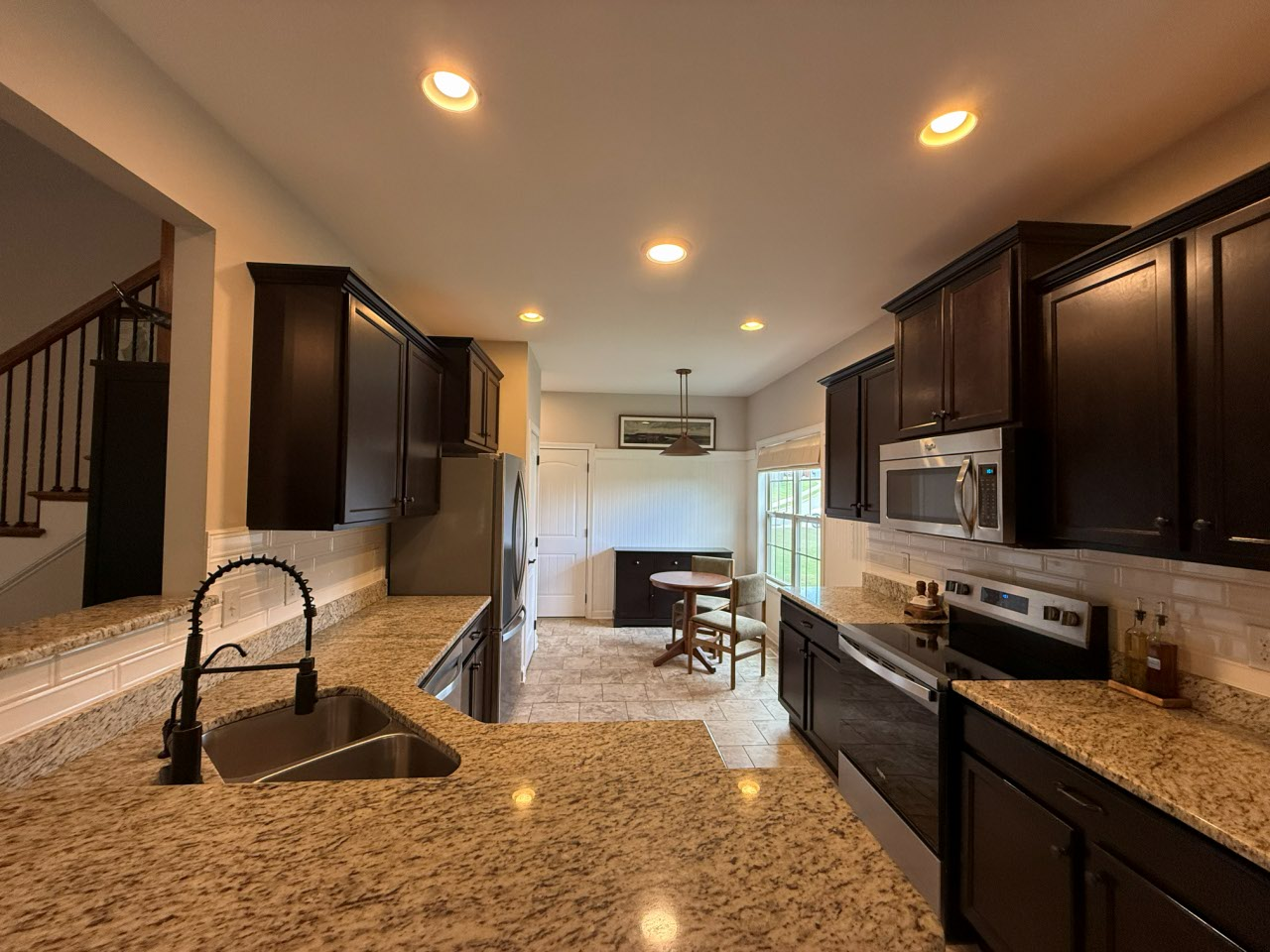 1017 Quiver Ln #1 - Photo 4 of 40