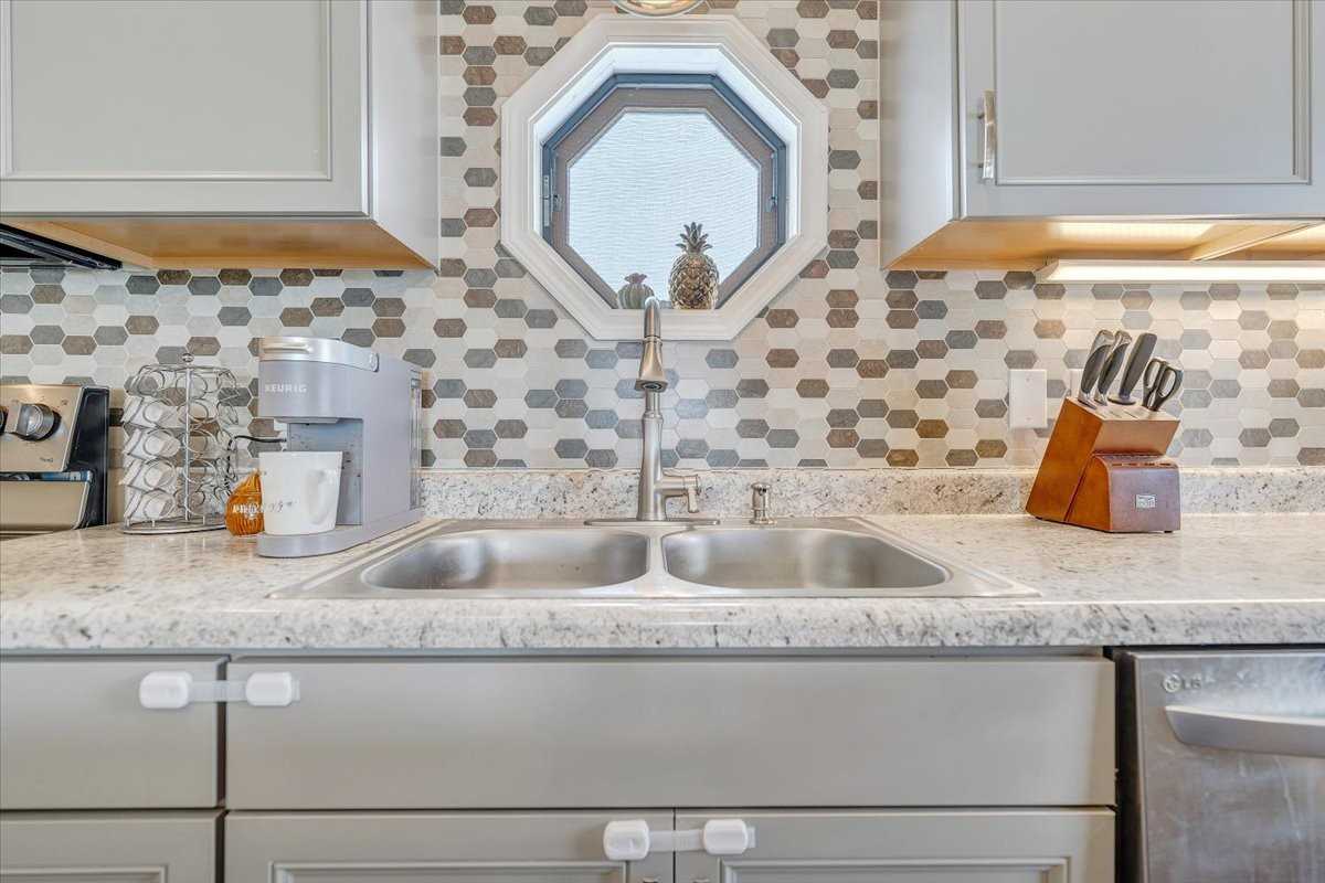 4711 Surrey Ave Nw #1 - Photo 4 of 19