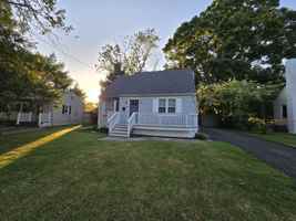 featured image of 14 Grant Ave #1