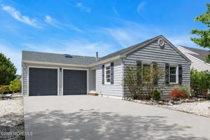 featured image of 90 Spinnaker Ct