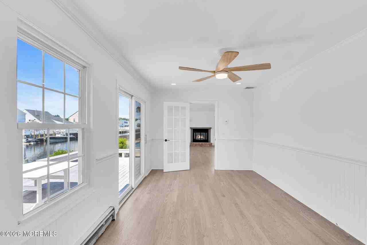 90 Spinnaker Ct - Photo 4 of 24