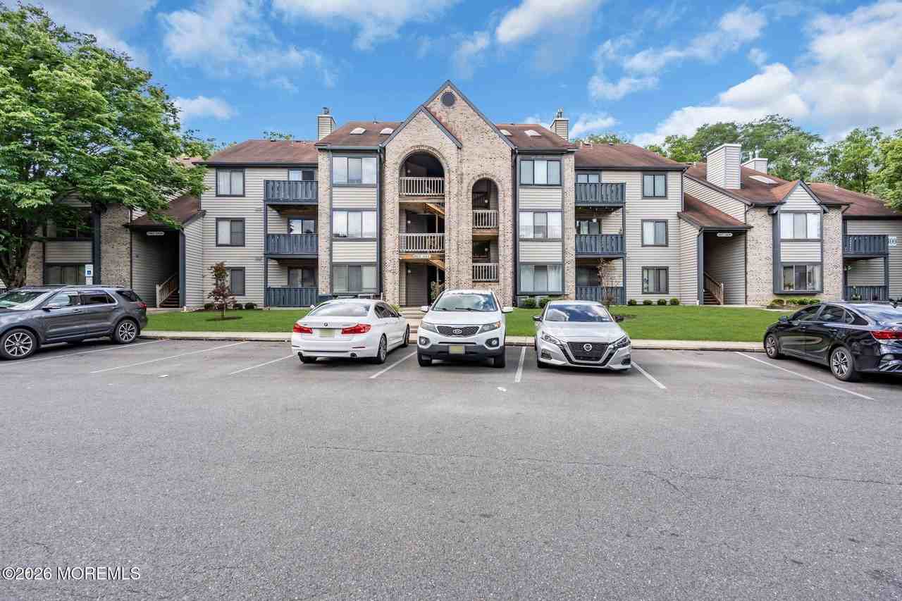 4403 Aberdeen Dr #B - Photo 5 of 50