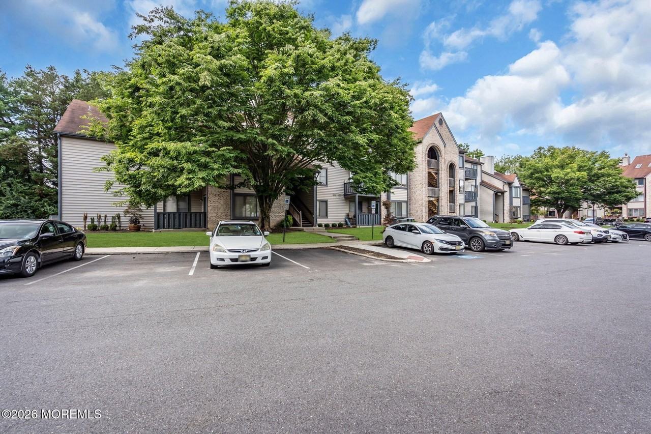 4403 Aberdeen Dr #B - Photo 7 of 50