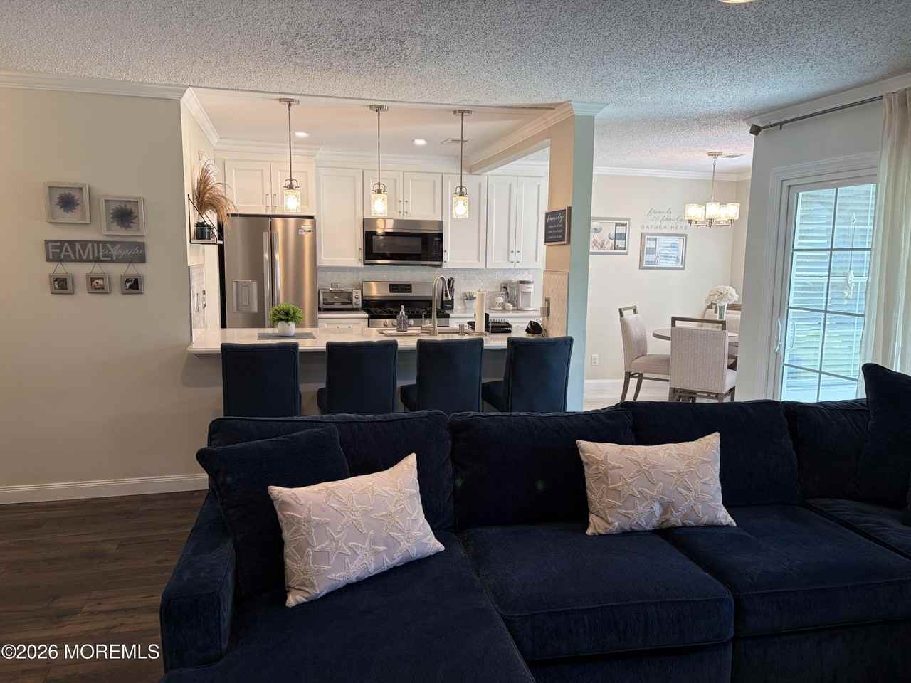 2111 Waters Edge Dr #2111 - Photo 2 of 28