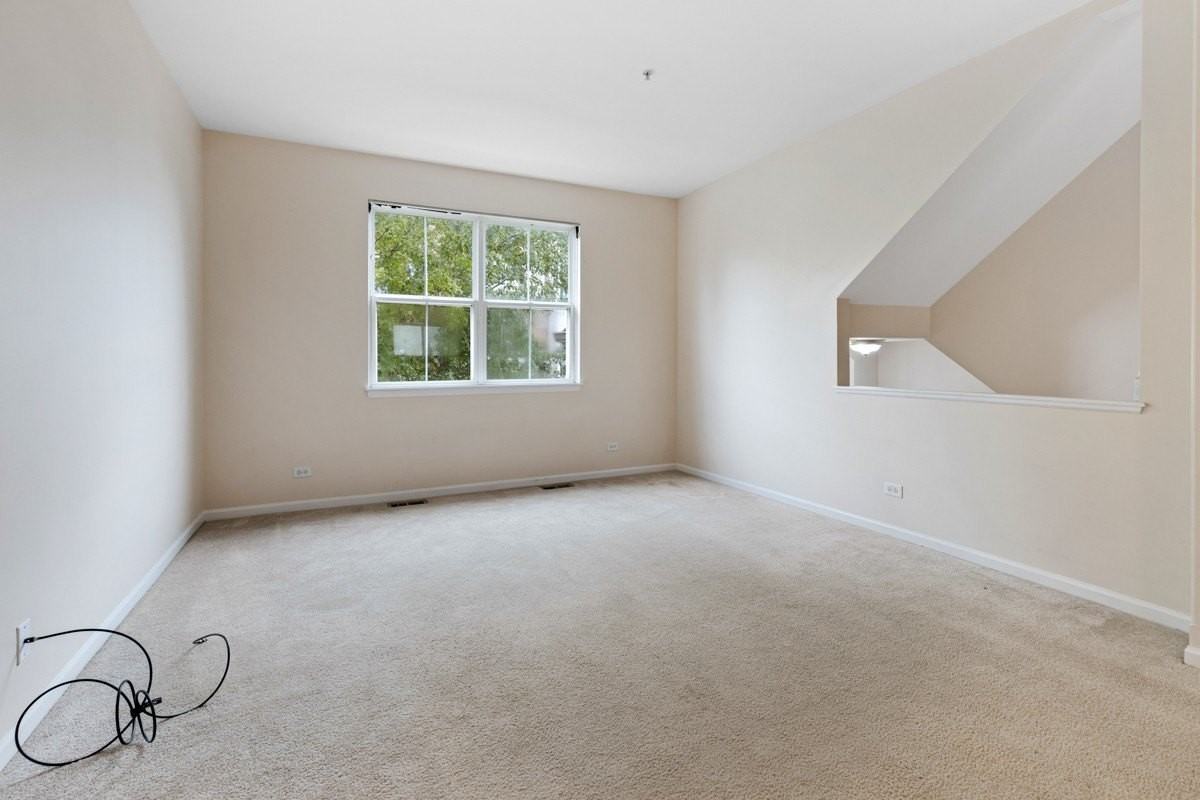 106 Rosehall Dr - Photo 6 of 28