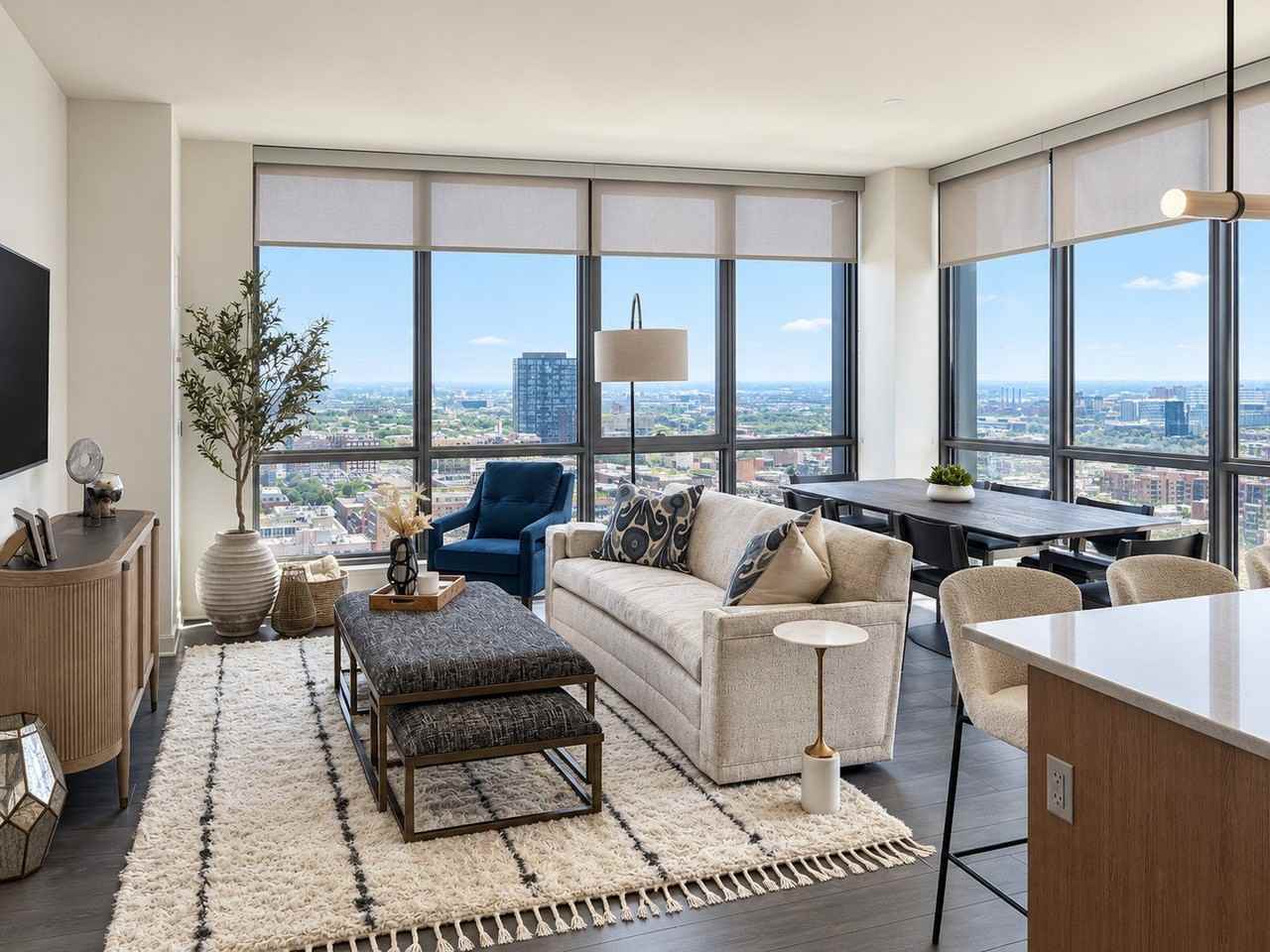 164 N Peoria St #2708 - Photo 4 of 20