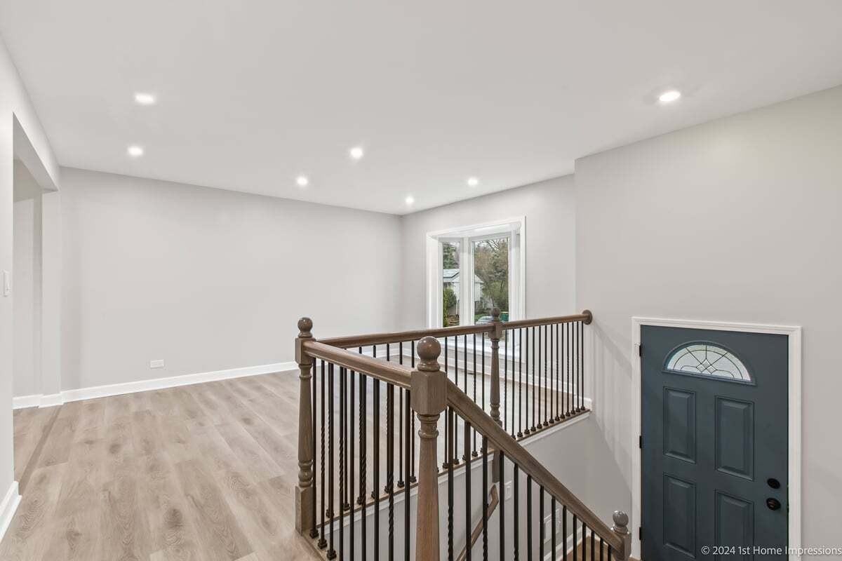 741 Yates Ave - Photo 2 of 15