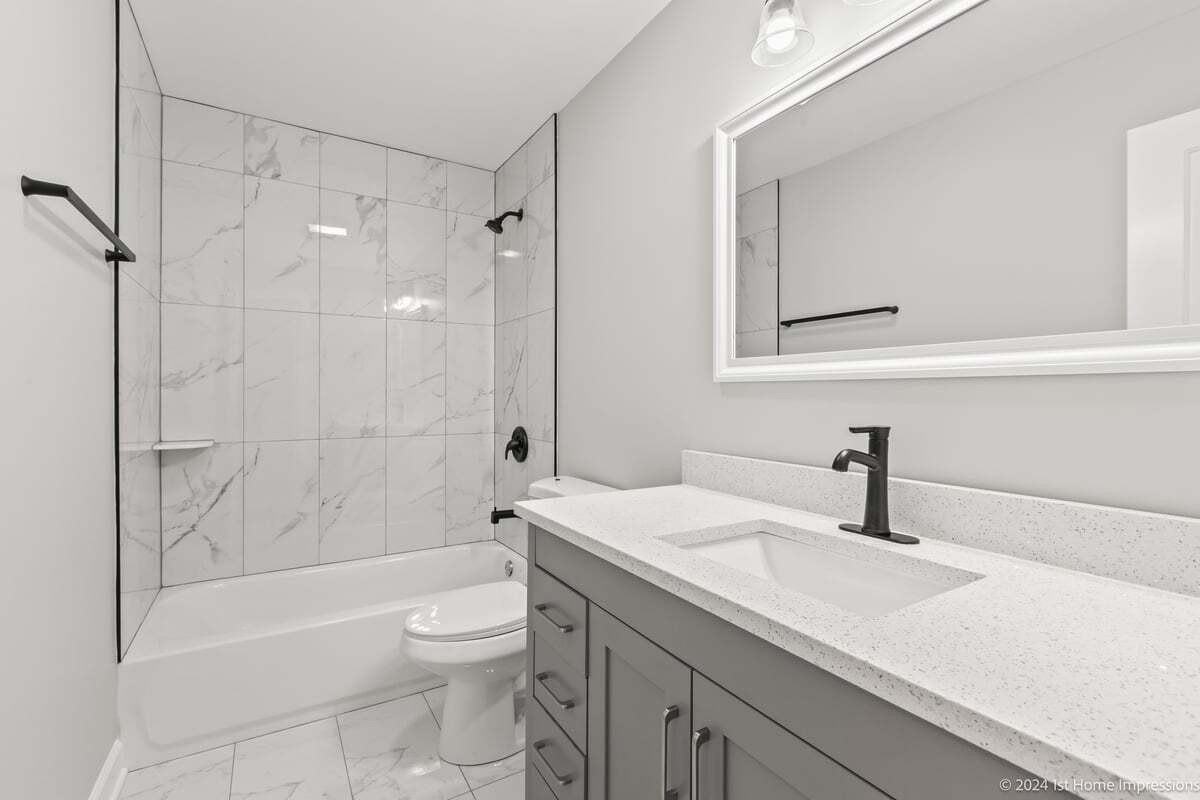 741 Yates Ave - Photo 6 of 15
