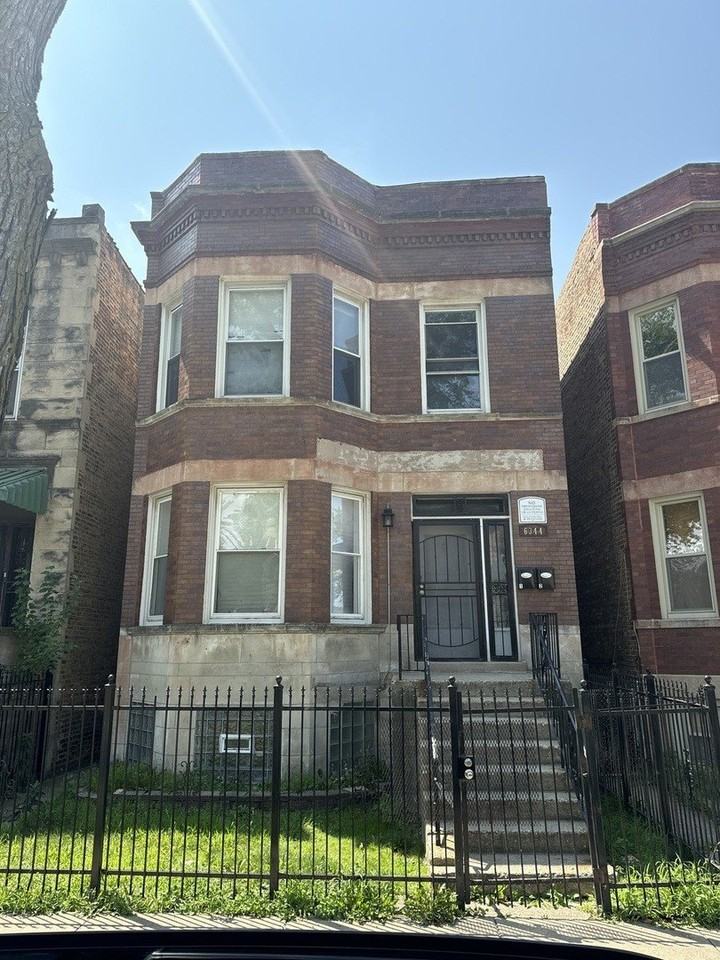 6344 S Eberhart Ave #1