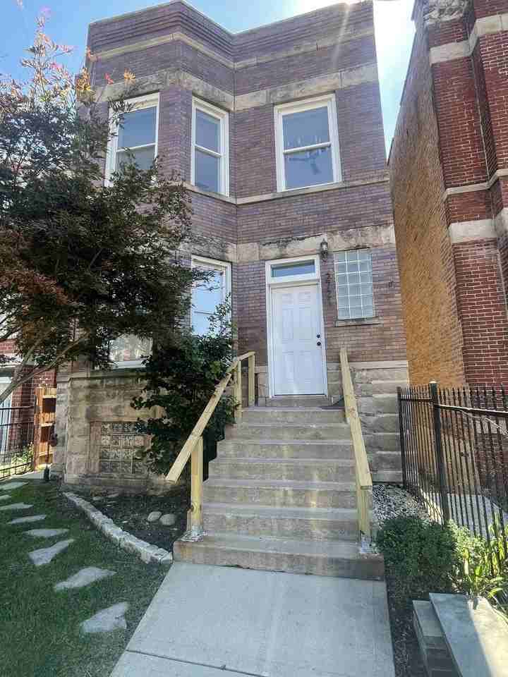 2721 W Polk St #2