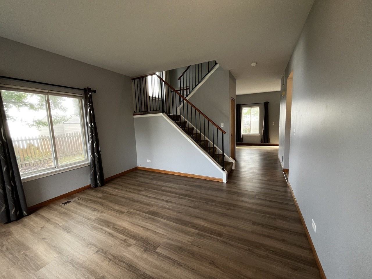 2828 Alameda Ct #2828 - Photo 2 of 19