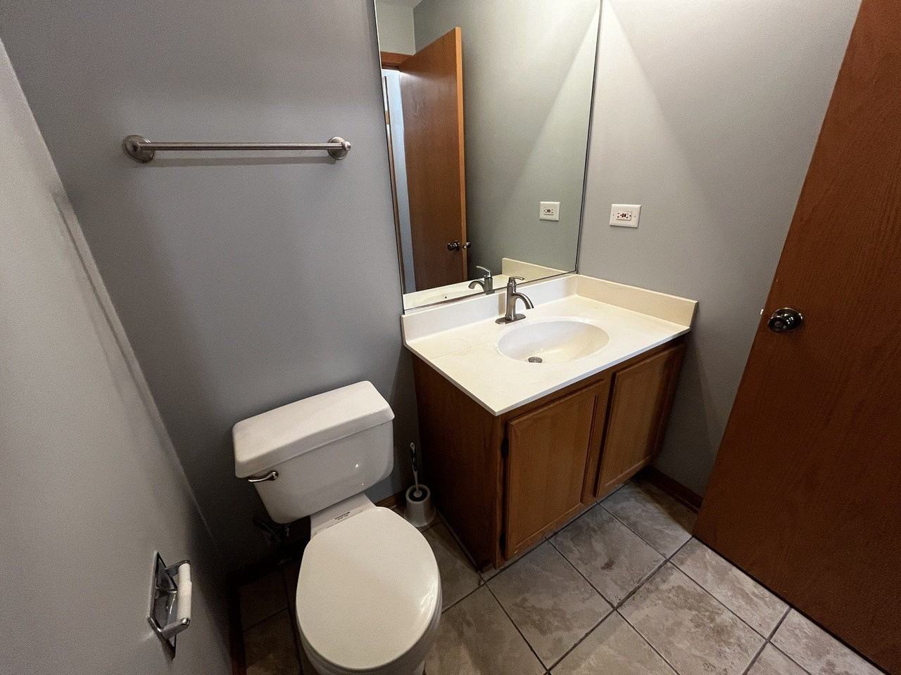 2828 Alameda Ct #2828 - Photo 7 of 19