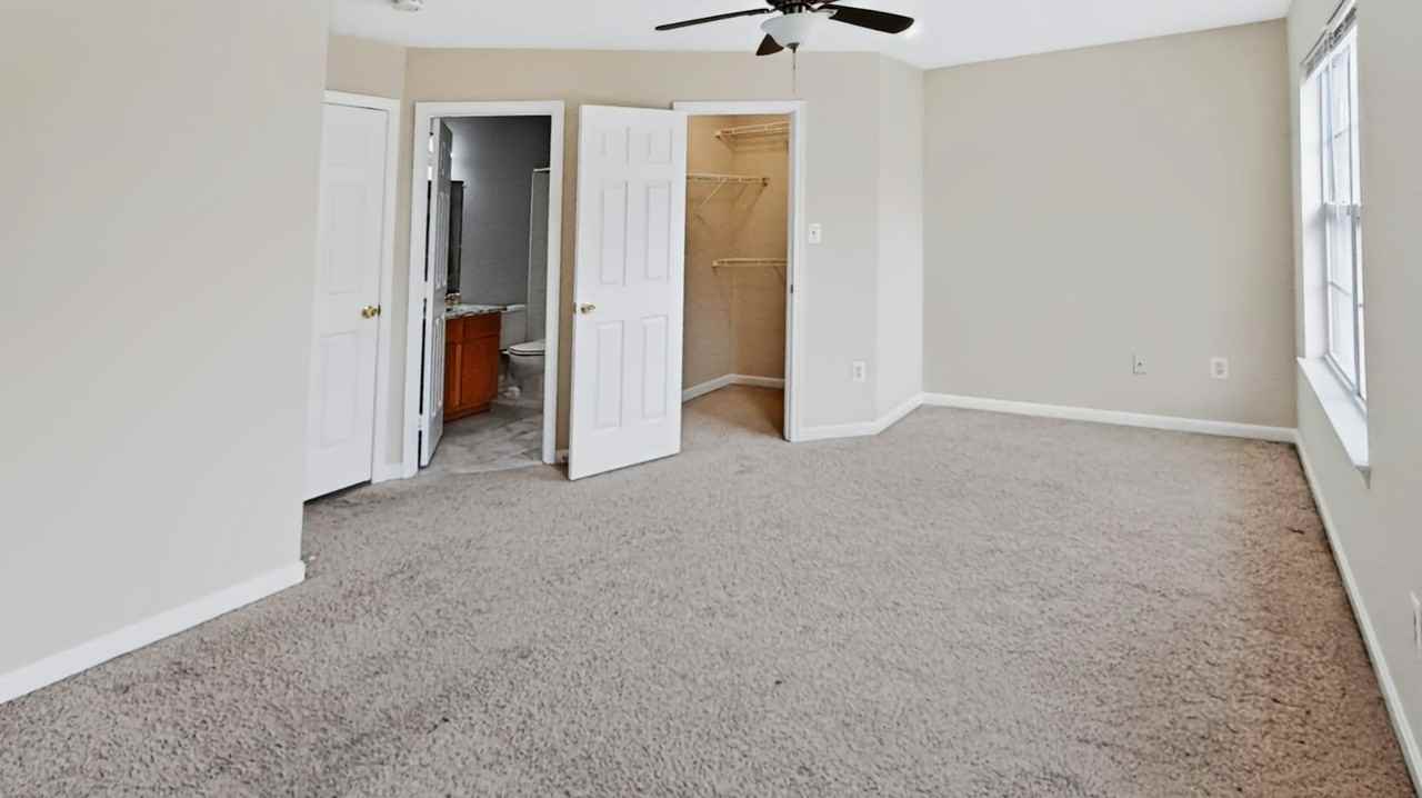 45504 Lakemont Square, Unit 1 - Photo 6 of 22