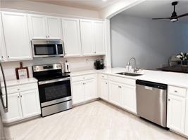 featured image of 2084 Wellington St